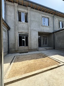 Учиепа тумани Журжонийда 2,5 сотх ховли сотилади