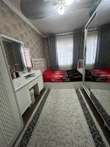 Новостройка янги хайот 4.5/8/9 2.6 балкон можно вариант