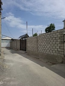 Ховли уй сотилади
