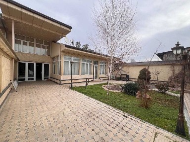 Кулай ва шина евро ремонтлик 4 сотих хавли сотилади