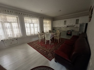 Сдаётся в аренду Таунхаус 4 комнаты в центре города. Агентство