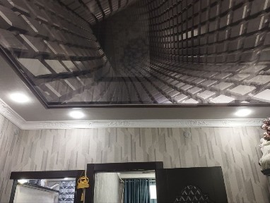 50.5 kv. Zarafwon sh. Istiqlol mfy 5mt 1-uy 79 kvartira 1-etaj.