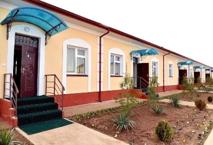 Ангор тумани Янги турмуш МФЙ да уй сотилади 2 сотихли