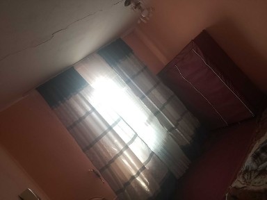 2 xonalik kuvartira sotiladi