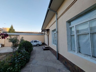 Продаётся дом участок 2.5 сотки 4 комнатная.