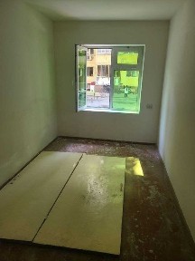 Sarboz kuchada dom 41a/3kv sotiladi