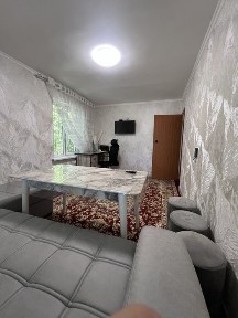 Срочно продаётся 2ком квартира без маклера