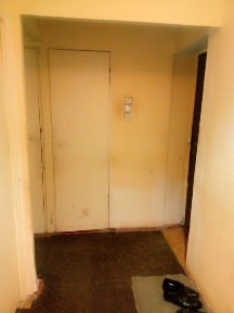 уй сотилади йулди устида