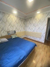 Продаю 4 комнатную квартиру