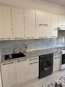 2 хоналик квартира сотилади.