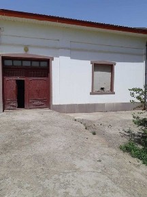 Ховли жой сотилади