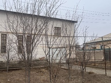 Жай сатылады хожелиде 2 этаж 6 соток. Сув свет газ бари бар.