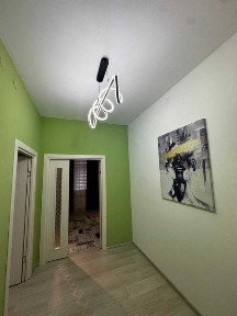 2 xonali, yevro kalit bilan, mebel va texnika, 