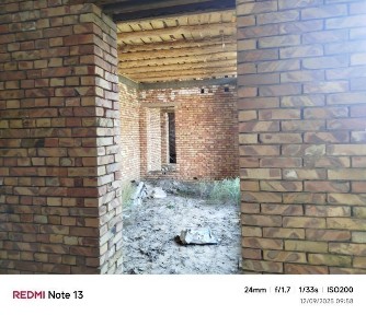 5 sotixli 5 ta xona plus oshxona sotiladi.