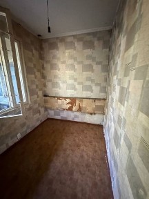 Юнусабад 4-квартал, 1 хона, 1-этаж. СРОЧНО сотилади