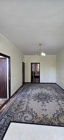 Продам‼️11 квартал 2/3/4 Шох мед центр