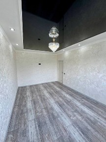 Срочно 3-хонали квартира сотилади гулистон шахар