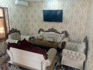 Hovli ijaraga beriladi,2xona,holati alo,hamma sharoitlari bor