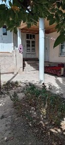 Parkent tumanida Hovli sotiladi