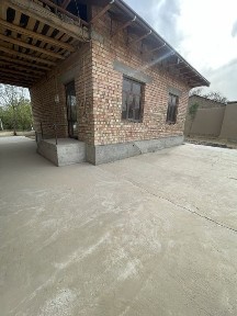 Дараддел, мигчинорда. катта йулга 150 метр. 70.000$