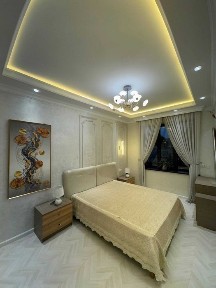 Шахар марказидан новостройка сотилади