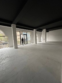 Срочно продаётся коммерческое помешиние 298кв + 201кв