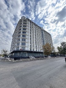 Срочно продается 1 комн квартира в ЖК «Obi Hayot» в Яшнабадский р-н