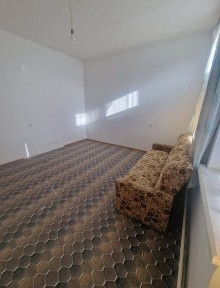 Srochni Sotiladi 1 xona 47 kvadrat 2012 gʻishtlik