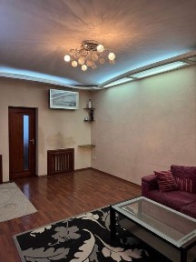 Срочно! Сдам 2 в 3 на Метро Новза ул Мукими 1 Остановка от метро!