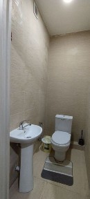 Choshtepa metroni birinchi bekati 2 xona 5 etaj 400$