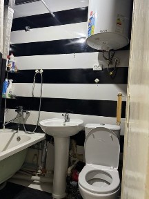 Продается квартира в центре Когана. С ремонтом