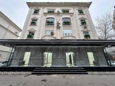 Нежилой помещение Продаётся Срочно Под Офис У. л Нукус ор-р Гламур Бути