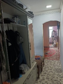Хорезмская область город Ургенч 2 комнатная Квартира продаётся срочно.