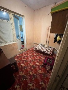 Продажа 1/3/5 на массиве Ахмад Югнакий, без ремонта, балкон 2х6, улучш