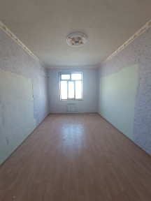 Yangi dom sotiladi ayraport 3 qavat 1 xona 2 xona qilingan 48 Kv.metr