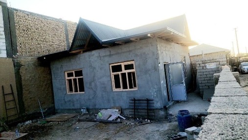 Урта чирчик Авангард бойкургон махалла 3 хона 2 сотих учаска сотилади