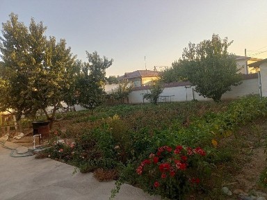 Oxangaronda 6sotixli namunali uy sotiladi