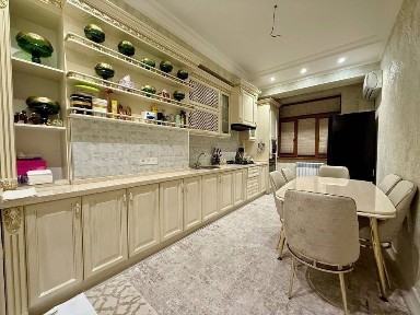 Baurum Продается 4 комнатная квартира ремонт ул. Сагбан Алмазар