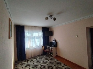 Продаётся 1х Квартира в нурафшоне