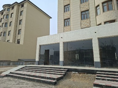 G'allaorol markazida Do'konlar va uylar sotuvi boshlandi