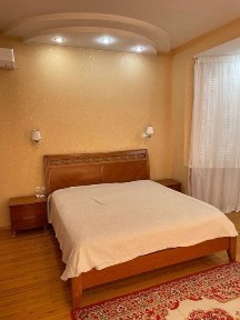 Мирзо Улугбекский район сдаётся еаро дом