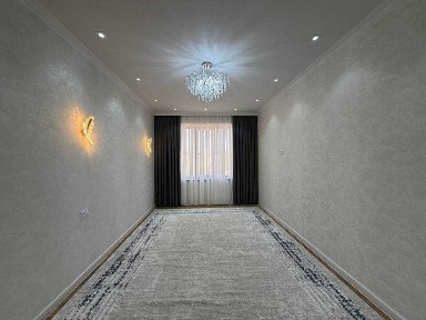 4 xonali kvartira sotuvda