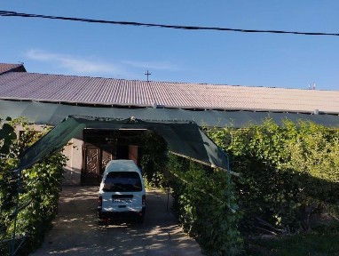 Ок олтинда 1 200 кв уй сотилади!