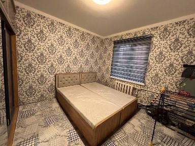 Сдается 3х комнатная квартира С обстановкой В горде Алмалыке