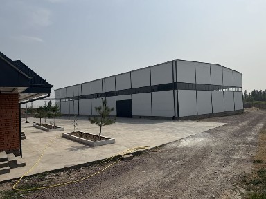 Продается производственная база в черте города1.2 га! Кадаст имеется