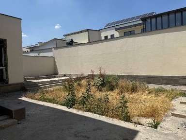 Продается Коттедж 4 сотки! Дурмень аргин. Закритая територия. 500м2