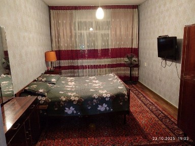 Сдаётся 3х комая квартира семейным, техника имеется. Чиланзар 19 й кв