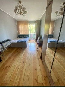 Квартира продаётся Чиланзар 24 квартал 3/5/5 2 балкона меб тех Ватан