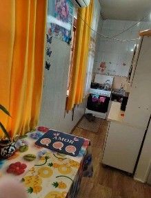 Квартира продаётся Чиланзар 20 квартал 1в2/4/4 балк 1,5*6 базарчик
