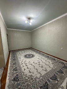 Мирабадский р-н Куйлюк массив 1 1/2/4 33м2 балкон 1.5х3 не торец